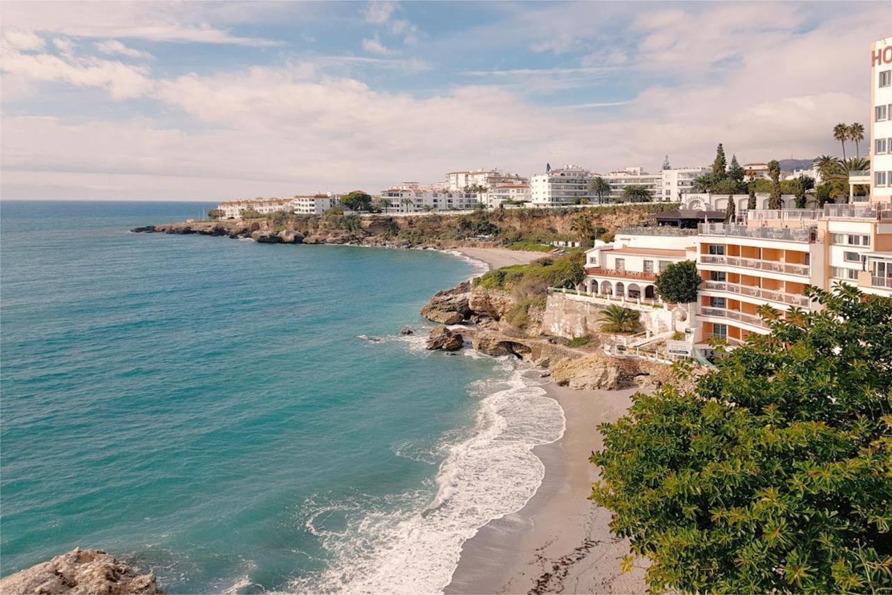 1 Bedroom In Verano Azul, Free Wi-Fi Nerja Εξωτερικό φωτογραφία