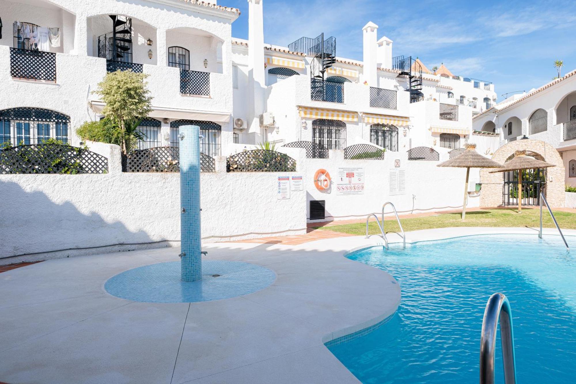 1 Bedroom In Verano Azul, Free Wi-Fi Nerja Εξωτερικό φωτογραφία
